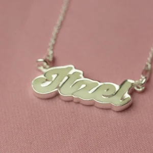 Colgante nombre de bebé de leche materna