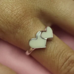 Anillo de leche materna Amai en plata de ley