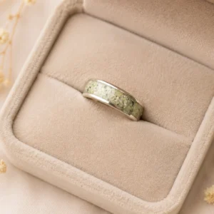 Anillo con cenizas de cremación hecho a mano